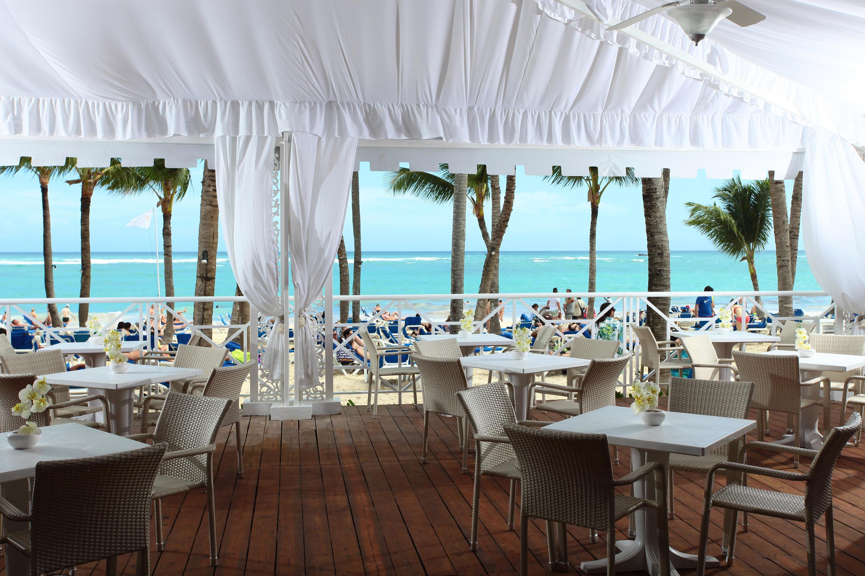 Bahia Principe Grand Bavaro بونتا كانا المظهر الخارجي الصورة The Beach Club at The Fontainebleau