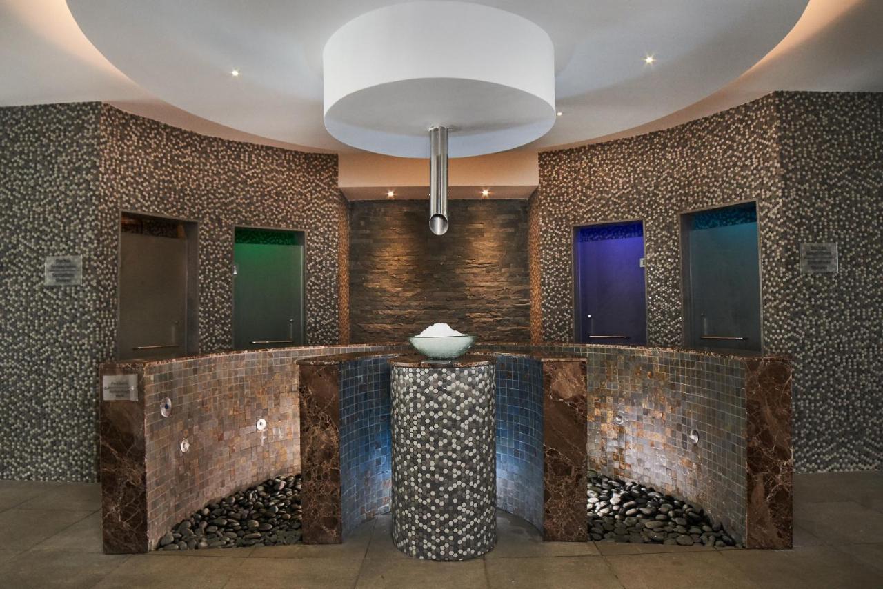 Bahia Principe Grand Bavaro بونتا كانا المظهر الخارجي الصورة The spa at The Westin